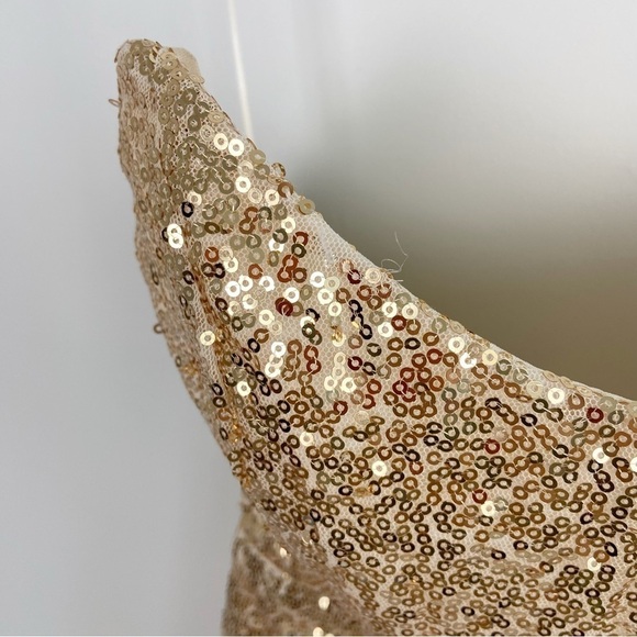 Superdown Stevie Sweetheart Mini Dress in Gold Sequin - Picture 3 of 7